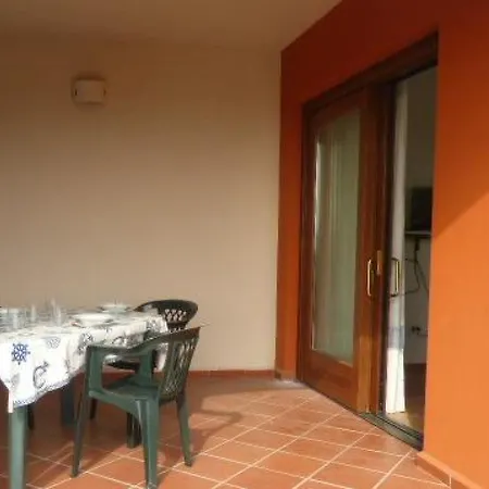 Locazione Turistica Casa Arcobaleno 1 Daire *